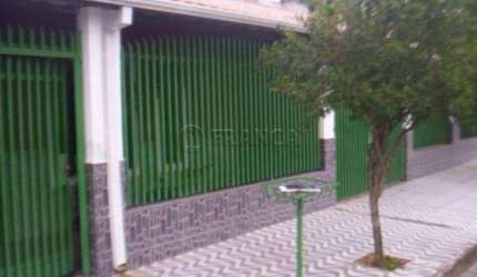 Casa Padrão em Jacareí