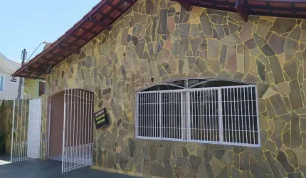 CASA 3 DORMITÓRIOS - CIDADE JARDIM - JACAREÍ