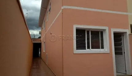 CASA 3 DORMITÓRIOS SENDO 1 SUITE BAIRRO CENTRO JACAREÍ