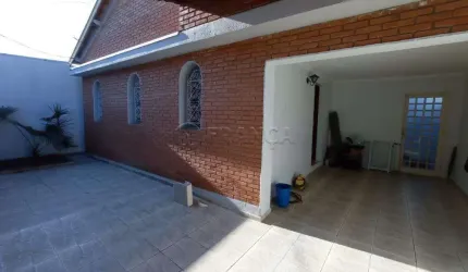 CASA 3 DORMITÓRIOS SENDO 1 SUÍTE BAIRRO CIDADE JARDIM JACAREÍ