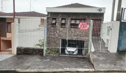 CASA 3 DORMITÓRIOS SENDO 1 SUITE COM EDÍCULA CENTRO DE JACAREÍ