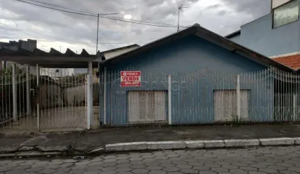 CASA 03 DORMITÓRIOS E EDICULA - VILA FORMOSA JACAREÍ SP