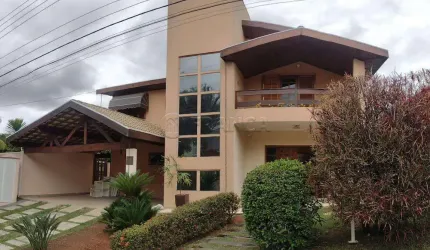 CASA CONDOMÍNIO 5 DORMITÓRIOS SENDO 1 SUÍTE MASTER E 1 SUÍTE SIMPLES