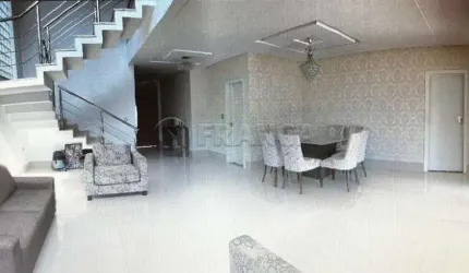 CASA 03 DORMITÓRIOS SENDO 02 SUITES E 01 SUITE MASTER - ALTOS DE SANTANA JACAREÍ SP