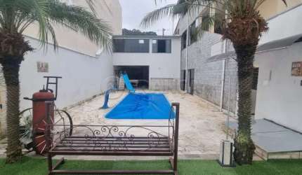 Casa com 3 Dormitórios - Piscina - Parque dos Sinos !!!
