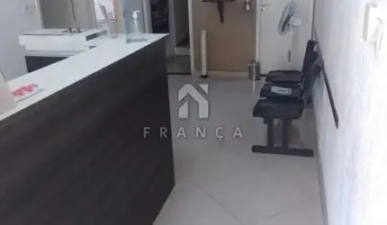 CASA COMERCIAL 04 DORMITORIOS -