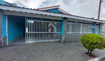 Casa Padrão em Jacareí