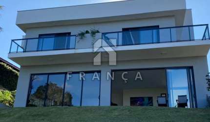 Sua Casa dos Sonhos com vista para a represa em IGARATÁ.