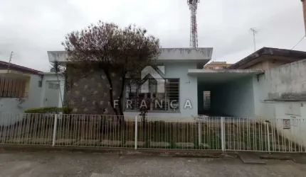 CASA 03 DORMITÓRIOS SENDO 01 SUITE - JARDIM PEREIRA DE AMPARO JACAREI SP