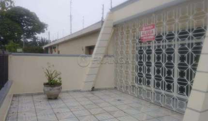 CASA DE ALUGUEL 5 DORMITÓRIOS - CENTRO - JACAREÍ