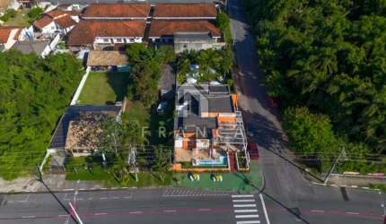 Comercial Ponto Comercial em Caraguatatuba