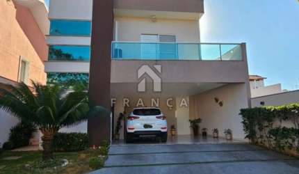 Casa Condomínio em Jacareí