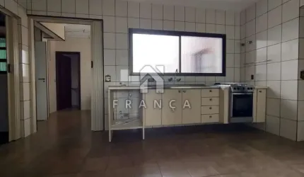 Apartamento Padrão em Jacareí