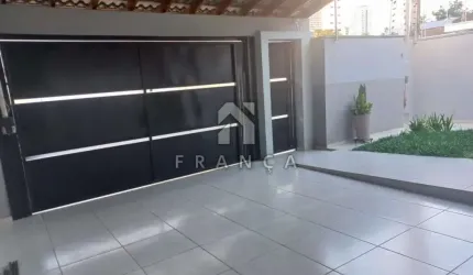 Casa Padrão em Jacareí