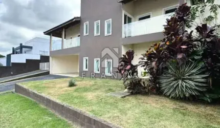 Ampla casa a venda ou Locação com 3 dormitórios no Condomínio Terras de Santa Helena