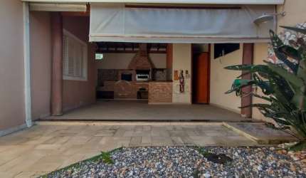 Casa Padrão em Jacareí