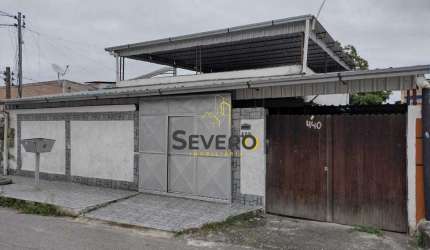 Excelente casa em São Gonçalo