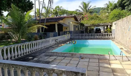 Casa à venda no bairro Vale da Figueira (Ponta Negra) - Maricá/RJ