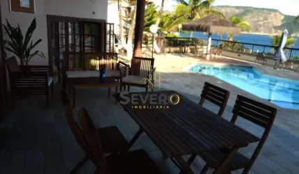 Casa em Condomínio em Camboinhas