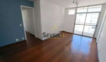 Apartamento com 4 Quartos e 2 banheiros à Venda, 140 m² por R$ 785.000
