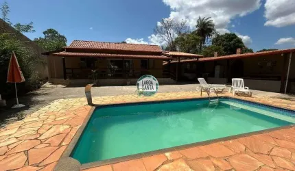 Casa com 4 dormitórios à venda, 280 m² por R$ 880.000,00 - Condomínio Morada do Lago - Jaboticatubas/MG