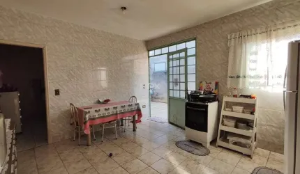Casa com 5 quartos à venda no Jardim Brasília, Piracicaba  por R$ 350.000