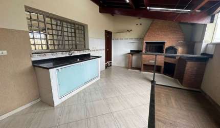 Casa com 3 quartos para alugar no Paulista, Piracicaba  por R$ 2.500