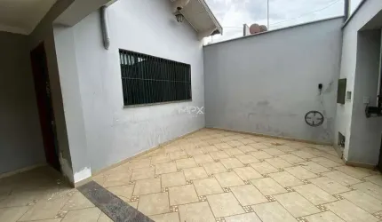 Casa com 3 quartos para alugar no Santa Terezinha, Piracicaba  por R$ 4.000