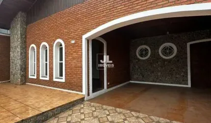 Casa com 3 quartos à venda no Centro, Campo Limpo Paulista  por R$ 1.200.000