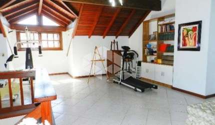 Casa com 4 quartos à venda na Rua Doutor Barbosa Gonçalves, 620, Chácara das Pedras, Porto Alegre, 378 m2 por R$ 2.200.000