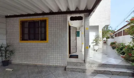 Sobrado para Venda em Mongaguá, Balneário Itaóca, 5 dormitórios, 1 suíte, 4 banheiros, 5 vagas