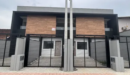 Excelente sobrado geminado para venda no bairro Adhemar Garcia