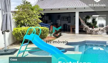 Residência dos Sonhos: 5 Dormitórios (3 Suítes), Piscina com Água Salgada, Aquecimento Solar, Excelente Localização!