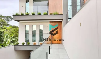 Lindo Triplex Novo com 154m² na Fortaleza, com Piscina, Churrasqueira e Amplo Jardim nos Fundos!
