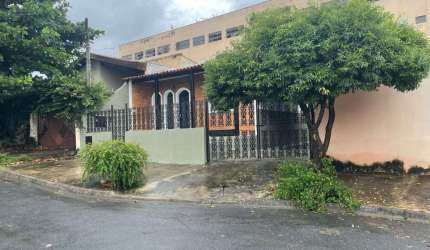 Casa com 3 quartos à venda na Carlos Smith, 517, Jardim Maria Antônia Prado, Sorocaba por R$ 550.000