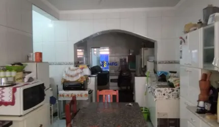 Casa com 9 quartos à venda na Alameda Guarujá, 835, Vila Nova Sorocaba, Sorocaba por R$ 650.000