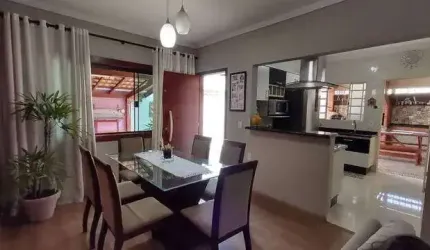 Casa com 2 quartos à venda na Rua João Martins Fogaça, 110, Jardim Piazza di Roma, Sorocaba por R$ 500.000