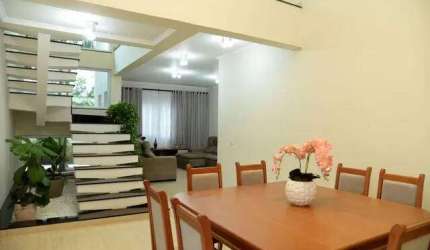 Casa em condomínio fechado com 4 quartos à venda na Rodovia Raposo Tavares, km 114, Barreiro, Araçoiaba da Serra por R$ 2.200.000