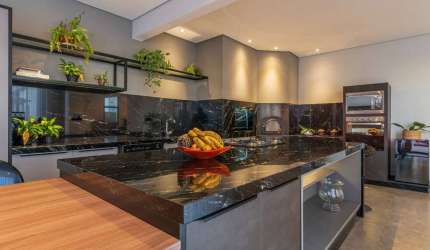 Casa em condomínio fechado com 4 quartos à venda na Rua Laura Maiello Kook, 3.550, Jardim Novo Mundo, Sorocaba por R$ 2.650.000