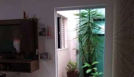 Casa com 3 quartos à venda na Rua José Luiz Regal, Jardim Altos do Itavuvu, Sorocaba por R$ 370.000