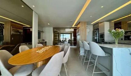 Apartamento com 3 quartos à venda na Rua Brasilpinho, 261, Kobrasol, São José por R$ 1.800.000