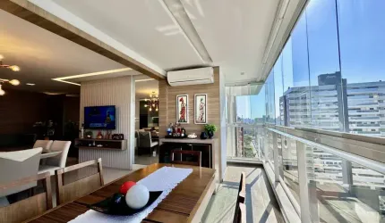 Apartamento com 3 quartos à venda na Rua Brasilpinho, 261, Kobrasol, São José por R$ 1.750.000