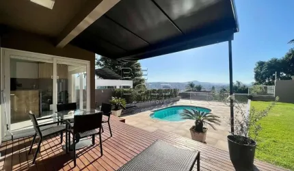 Casa com 3 quartos à venda na Rua Aldo Luz, 319, Itaguaçu, Florianópolis por R$ 2.190.000