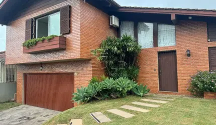 Casa com 4 quartos à venda na Rua Fritz Muller, 271, Coqueiros, Florianópolis por R$ 1.950.000
