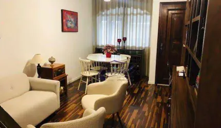 Casa de Condomínio com três quartos