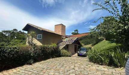Casa com 3 quartos (1 suíte) à venda, 355 m² - Chácara dos Lagos - Granja Viana - Carapicuíba/SP