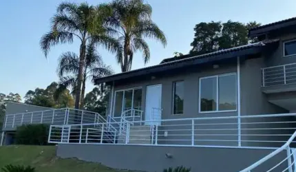 Casa para Venda em Cajamar / SP no bairro Serra Dos Lagos (jordanésia)