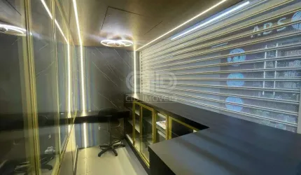 Loja comercial com aproximadamente 6m² no Centro comercial Feirão dos Importados