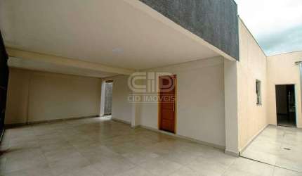 Casa á Venda no bairro Cristo Rei em Várzea Grande