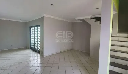 Sobrado á Venda com 4 quartos no bairro CPA I